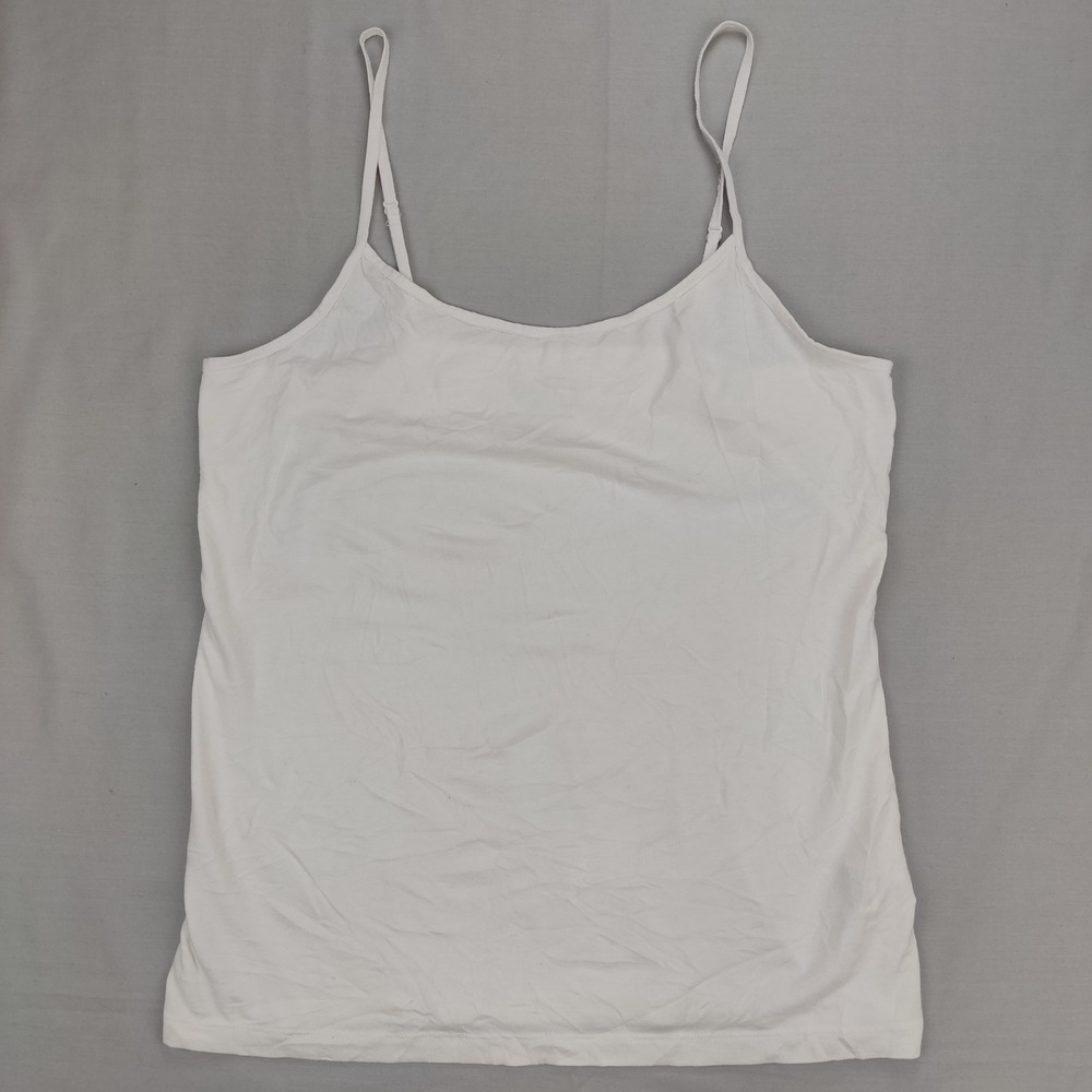 Time and Tru Cami Women L‎ White Scoop Neck Adjustable Strap Basic Layering Tank